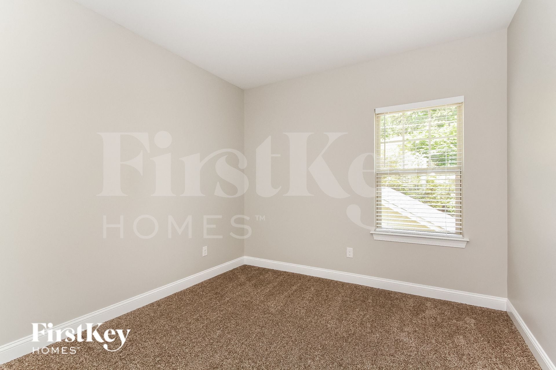 Building Photo - 8745 Aspinwall Dr