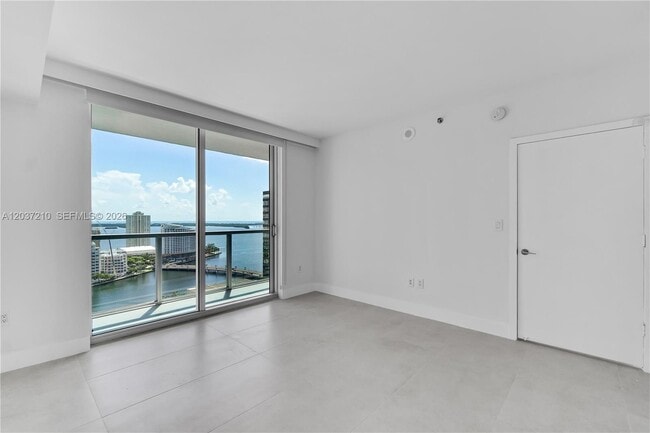 Building Photo - 500 Brickell Ave