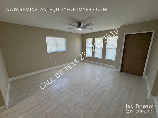 Building Photo - 3608 SW 7th Pl