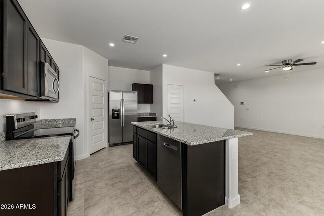 Building Photo - 9173 S Palo Verde Dr