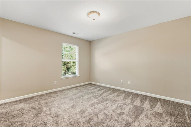 Building Photo - Spacious 5-Bedroom Home in the Live Oak Community – Richmond Hill, GA