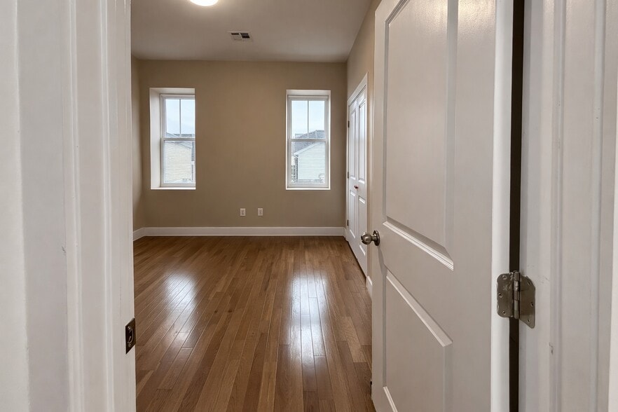 Bedroom #1 - 273 16th Ave