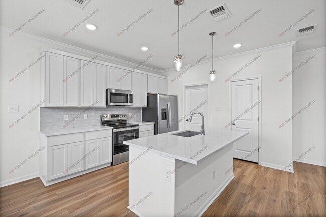 Building Photo - 8114 Timber Holw Ln