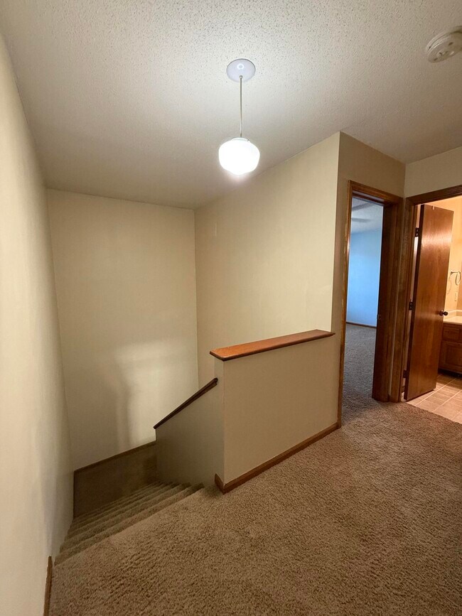 Building Photo - 2032 Waterfront Dr N