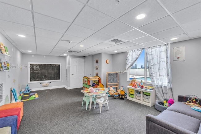 Building Photo - 900 SW 8th St