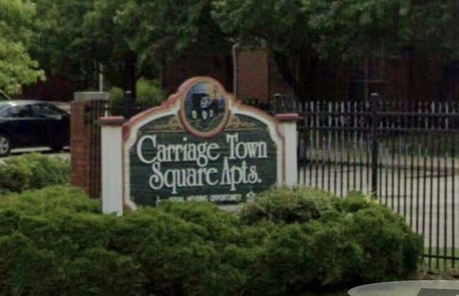 Building Photo - 421 W Water St