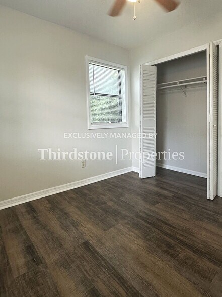 Building Photo - 1173 W 27th St