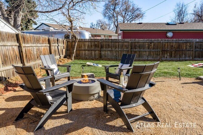 Building Photo - 5210 Quay St