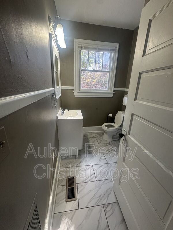 Building Photo - 4207 Alabama Ave