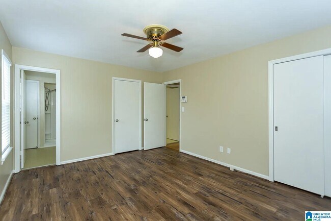 Building Photo - 2200 Montreat Cir