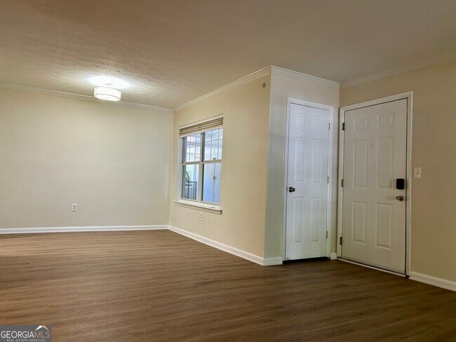 Building Photo - 1150 Collier Rd NW