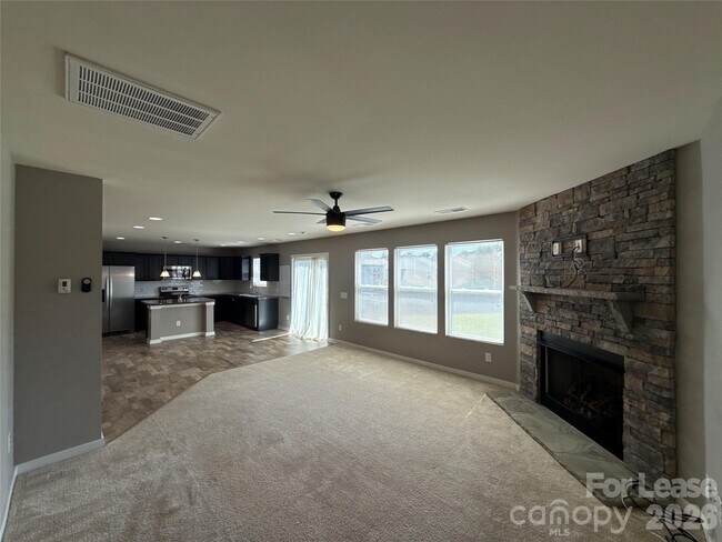 Building Photo - 4620 Gibbons Link Rd