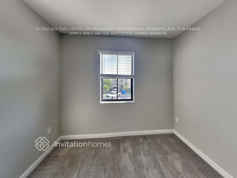 Building Photo - 3445 W 110th St