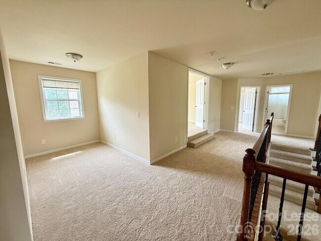 Building Photo - 1009 Providence Forest Dr