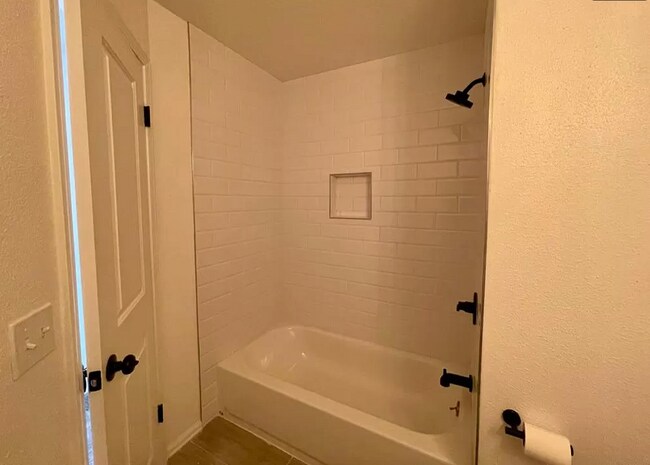 Building Photo - 8310 Turkey Run Dr