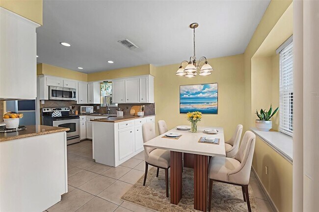 Building Photo - 427 Whitecap Dr