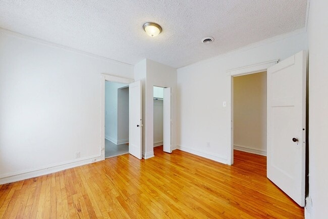 Floorplan - 5452 S. Ellis Avenue
