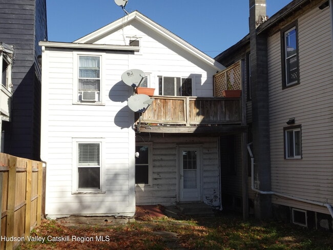 Building Photo - 349 State St