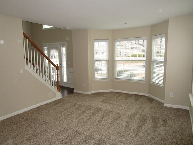 Building Photo - 4178 Ash Tree St