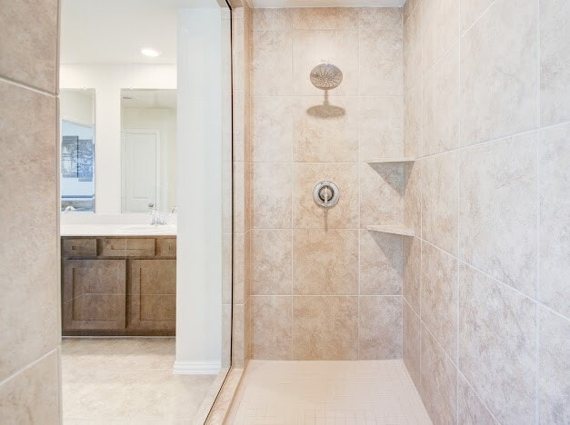 Building Photo - 1646 Ryon Falls Dr