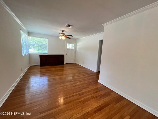Building Photo - 1377 Tiber Ave