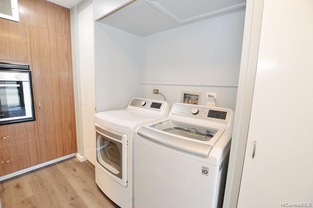 Building Photo - 1561 Kanunu St