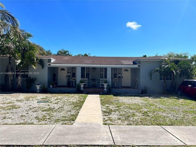 Primary Photo - 12215 NE 9th Ave