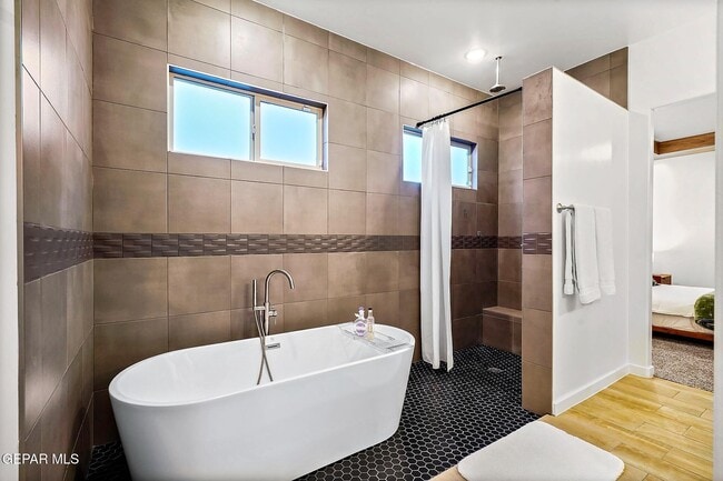 Building Photo - 2300 Tierra Zaria