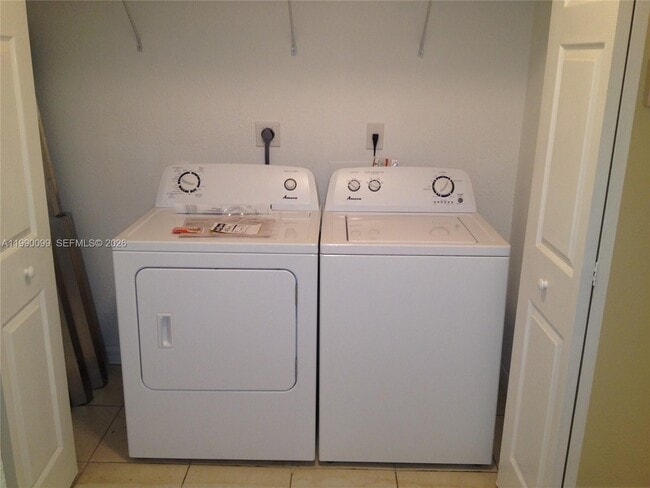 Building Photo - 841 NW 10th St