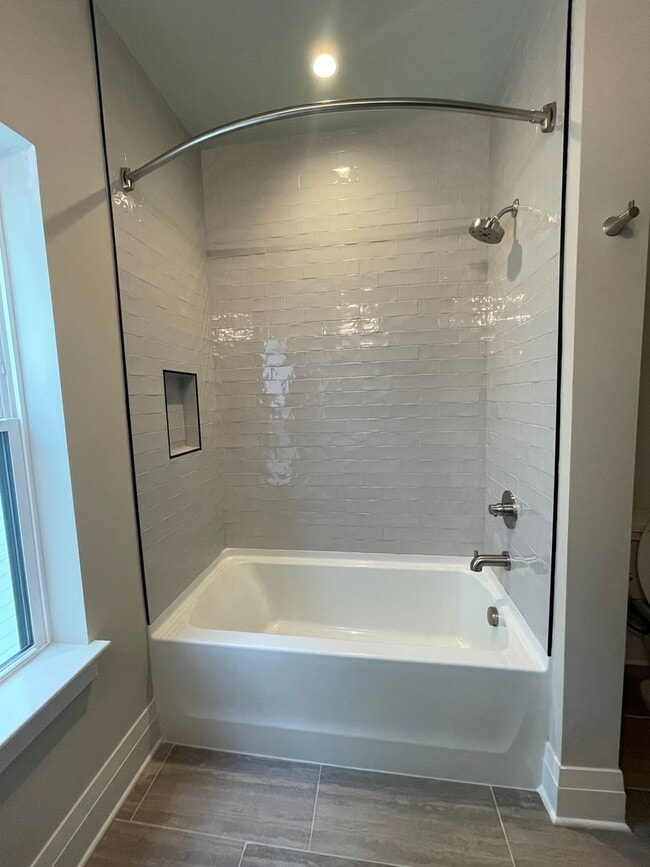 Building Photo - 1086 Noble Lp