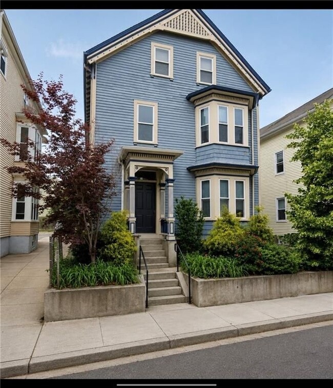 Building Photo - 107 Ring St