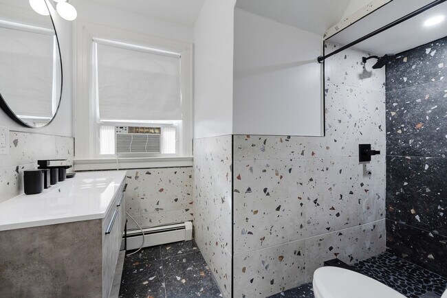 Building Photo - 64 Montebello Rd