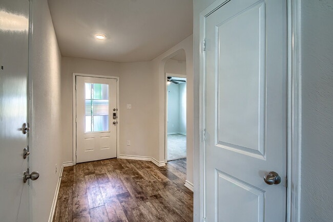 Building Photo - Welcome to this beautifully maintained 4-bedroom, 2-bathroom home in the highly desirable Whisper...