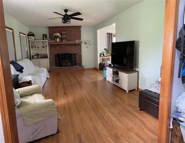 Building Photo - 4811 Cook Rd SW