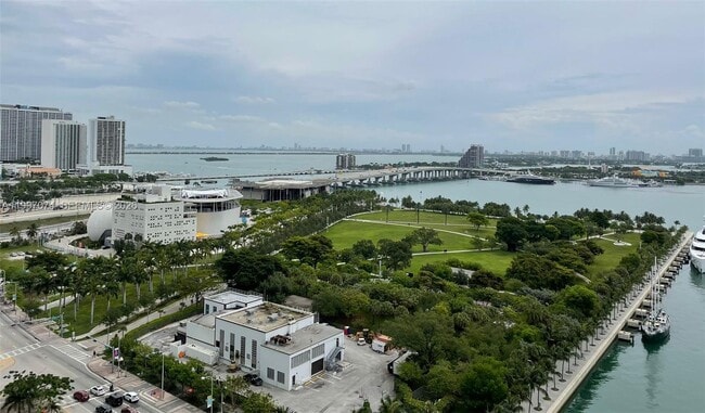 Building Photo - 888 Biscayne Blvd