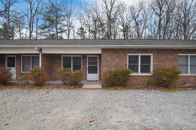 Building Photo - 339 Sunny Hill Dr