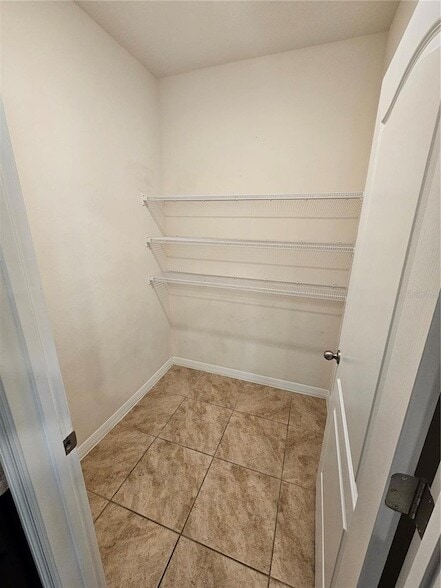 Building Photo - 1387 Berry Ln