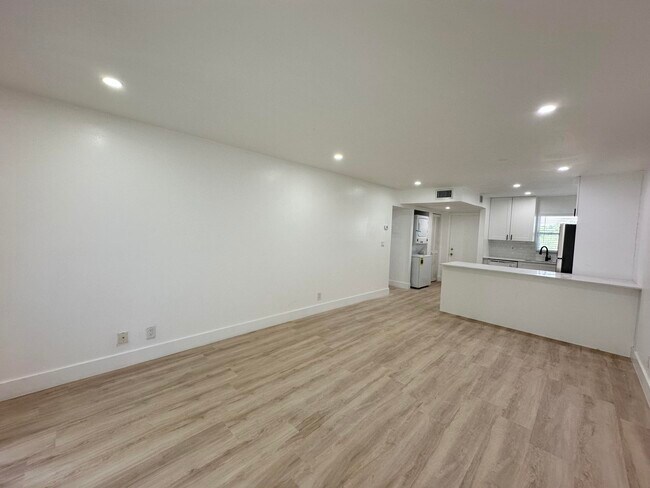 Building Photo - 2755 W Atlantic Ave