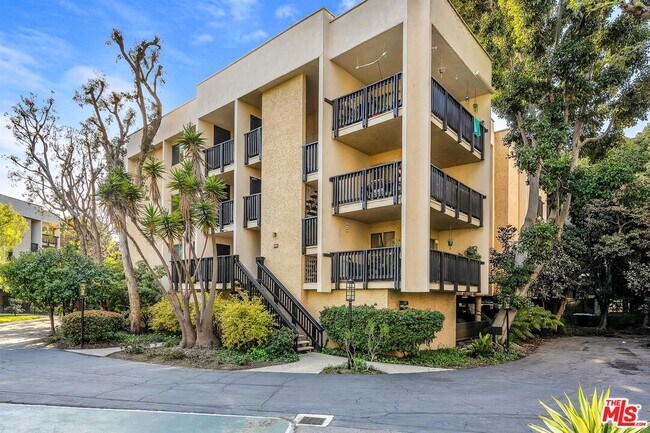 Building Photo - 5119 Raintree Cir