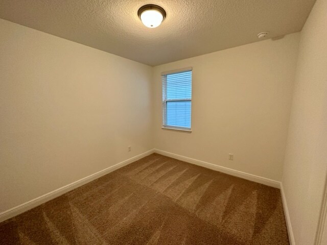 Building Photo - 150 Pitching Wedge Dr