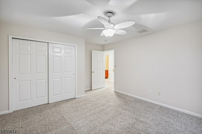 Building Photo - 91 Patriot Hill Dr