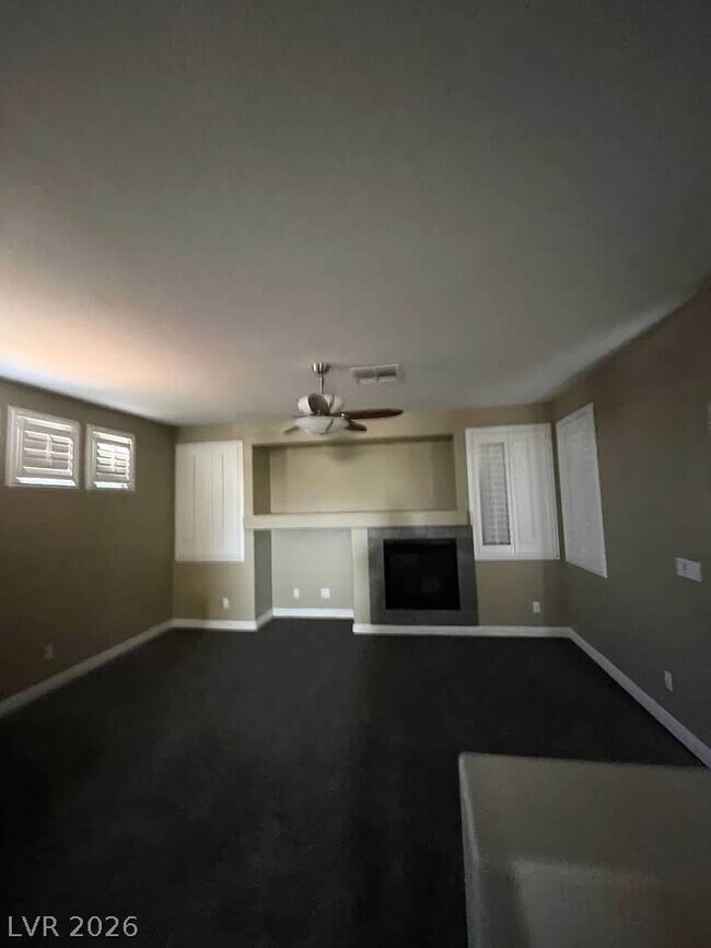 Building Photo - 9622 Staff Ln