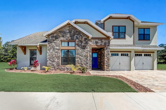 Building Photo - 10613 White Oak Dr
