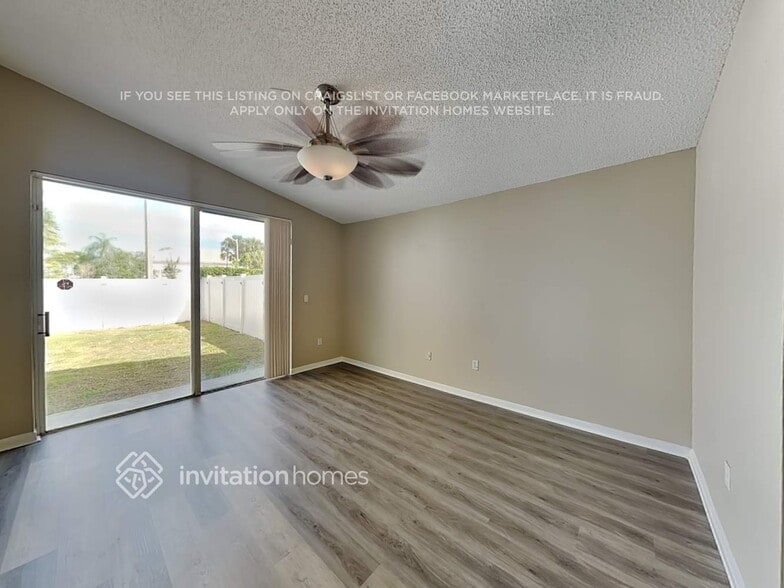 Building Photo - 15745 NW 16th Ct