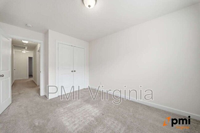 Building Photo - 4304 Cattail Ln