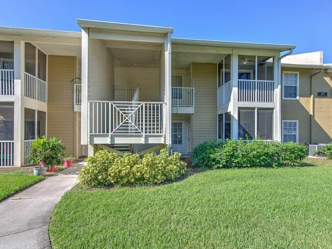 Building Photo - 209 Lake Brook Cir