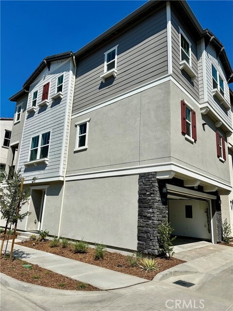 Building Photo - 2539 Everly St