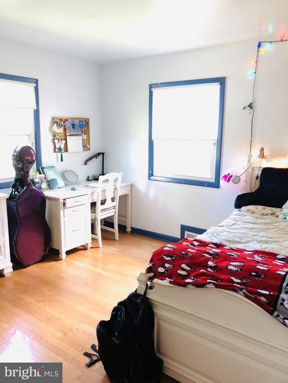 Building Photo - 10929 Decatur Dr