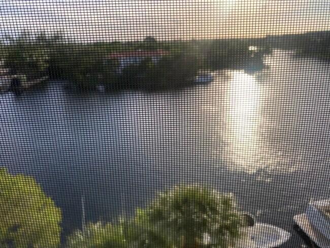 Building Photo - 22 Royal Palm Way