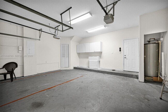 Building Photo - 11412 SW 137th Pl